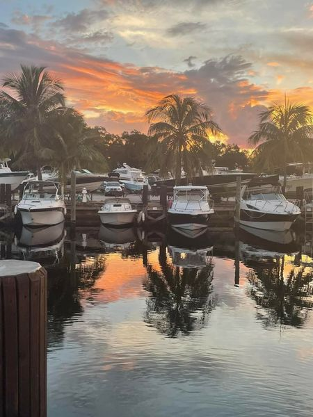 BanyanBayMarina's tweet photo. Got your new vessel from the Boat Show? Banyan Bay is the perfect place to store that new vessel.
We have Wet, Dry and boat on trailer storage available.
Email us for an estimate : banyanbaymarina@gmail.com
#banyanbaymarinecenter #banyanbaymarina #daniacutoffcanal #fortlaud https://t.co/NBKkSI8RPV