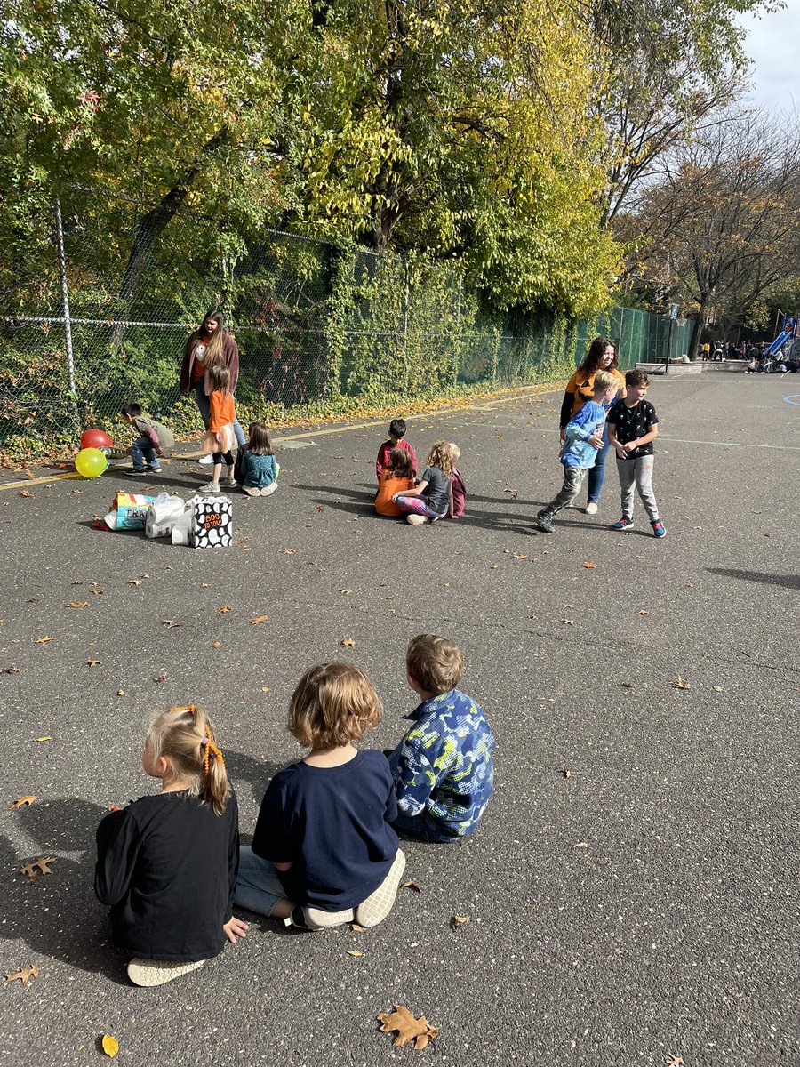 Some fun pics from today’s fall activities! Thank you, <a href="/tatem_pta/">William P. Tatem PTA</a>! 2/3