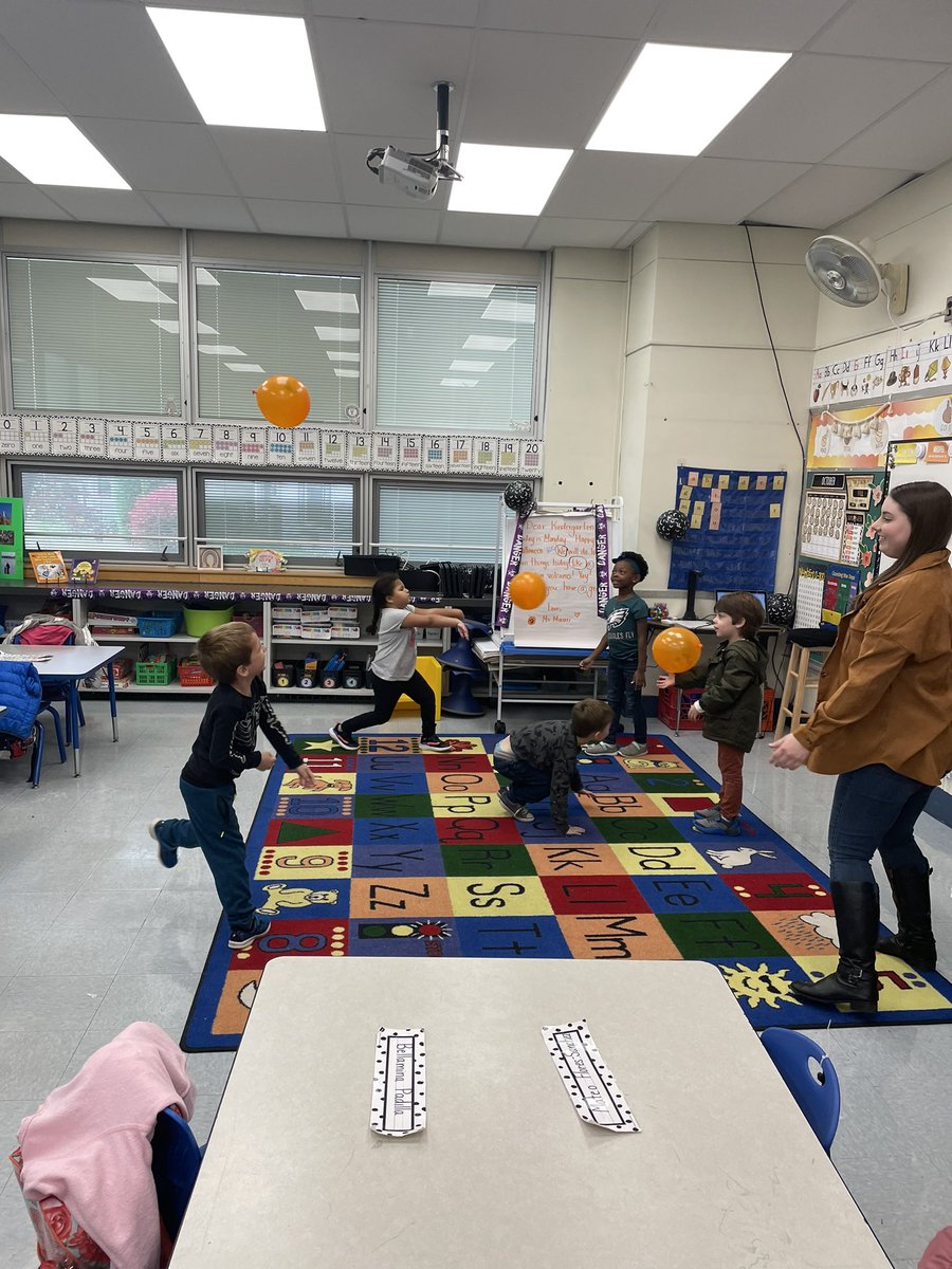 colls_tatem's tweet photo. Some fun pics from today’s fall activities! Thank you, @tatem_pta! 2/3 https://t.co/KvJV4FFceQ
