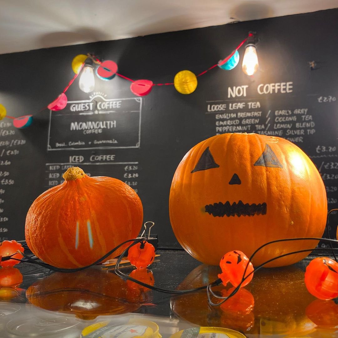 🎃 Happy Halloween you wicked Watford lot 🧙