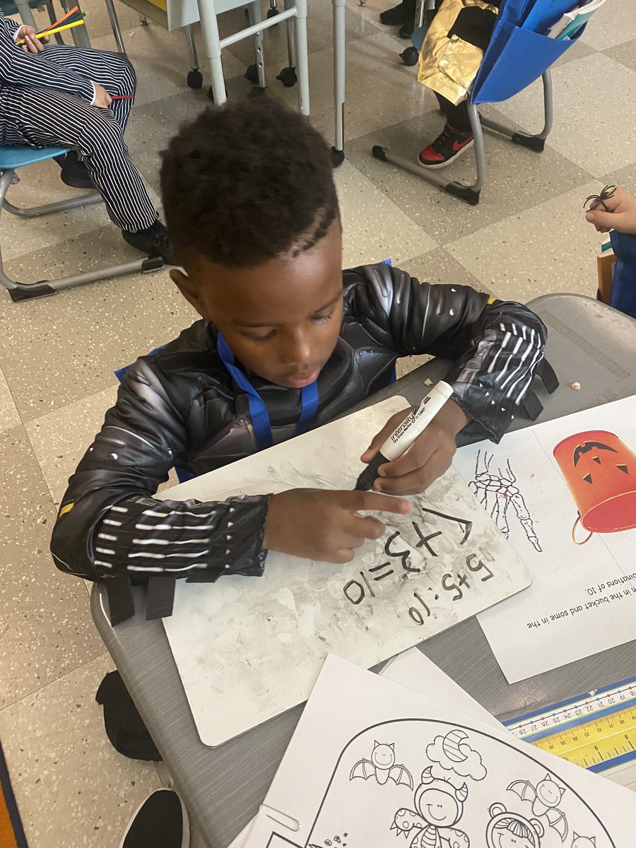 Casey Arnone tweet media