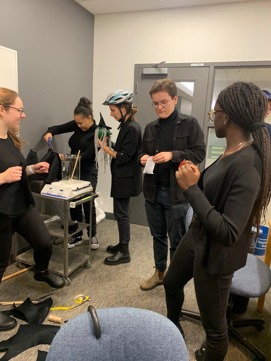 Rebecca Shapiro (@shapirorebecca) on Twitter photo And some behind the scenes of this amazing lab crew who dressed up…as me for Halloween 👻 <a href="/ViolaHalder/">Viola</a> <a href="/laurwensing/">laurwensing</a> <a href="/MichelleTabbi/">Michelle Agyare-Tabbi</a> <a href="/LaetitiaMaroc/">Dr. Laetitia Maroc</a> <a href="/hendriksanth/">Anthony Hendriks</a> And some behind the scenes of this amazing lab crew who dressed up…as me for Halloween 👻 <a href="/ViolaHalder/">Viola</a> <a href="/laurwensing/">laurwensing</a> <a href="/MichelleTabbi/">Michelle Agyare-Tabbi</a> <a href="/LaetitiaMaroc/">Dr. Laetitia Maroc</a> <a href="/hendriksanth/">Anthony Hendriks</a>