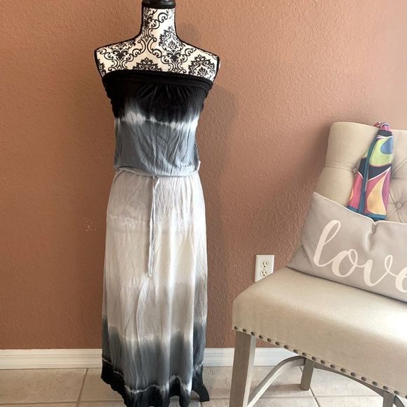 So good I had to share! Check out all the items I'm loving on <a href="/Poshmarkapp/">Poshmark</a> from <a href="/BELLADONNA25/">DONNA M CARBONE</a> #poshmark #fashion #style #shopmycloset #budweiser #lillypulitzer #bostonproper: posh.mk/p8A4BoJZzub
