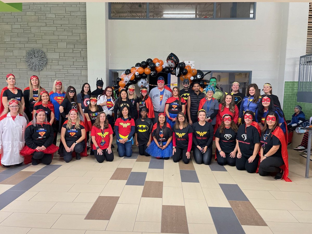 Happy Halloween from your Comboni superheros !