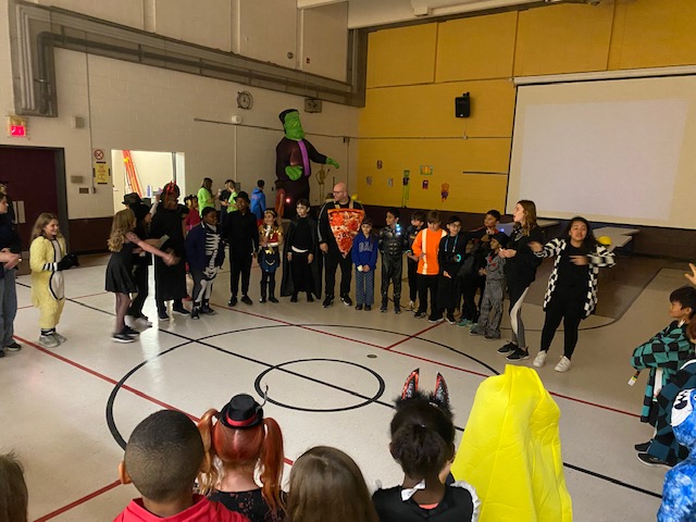 camaceschool's tweet photo. Happy Halloween!!  A fun and spooktacular day with pumpkin decorating, best costumes, a dance/move-a-thon and much more @hwcdsb @MadalenaJohn https://t.co/t4YoD3XLG7