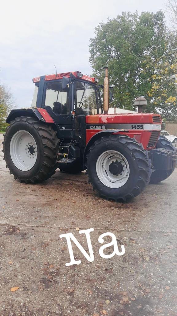 Deze krachtpatser voorzien van nieuwe pantoffels en velgen.
Bedankt voor de order en heel veel plezier ermee.
Mitas:
Achter 650/65R42 
Voor 540/65R30

#mitas 
#velgen 
#tyres
#dikkebuffel 
#loveourjob

“ KEEP ON ROLLING “ 

“ TEAM POLDERBANDEN “