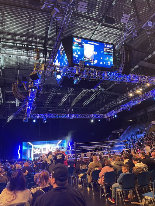 Ich bin so gespannt! 🤩🥰🤩  #WWELive #WWEStuttgart #Stuttgart https://t.co/yEsGn7I6uR<a href="/tag/wwelive"class="tags">#WWELive</a><a href="/tag/wwestuttgart"class="tags">#WWEStuttgart</a><a href="/tag/stuttgart"class="tags"><span>#stuttgart</span></a>