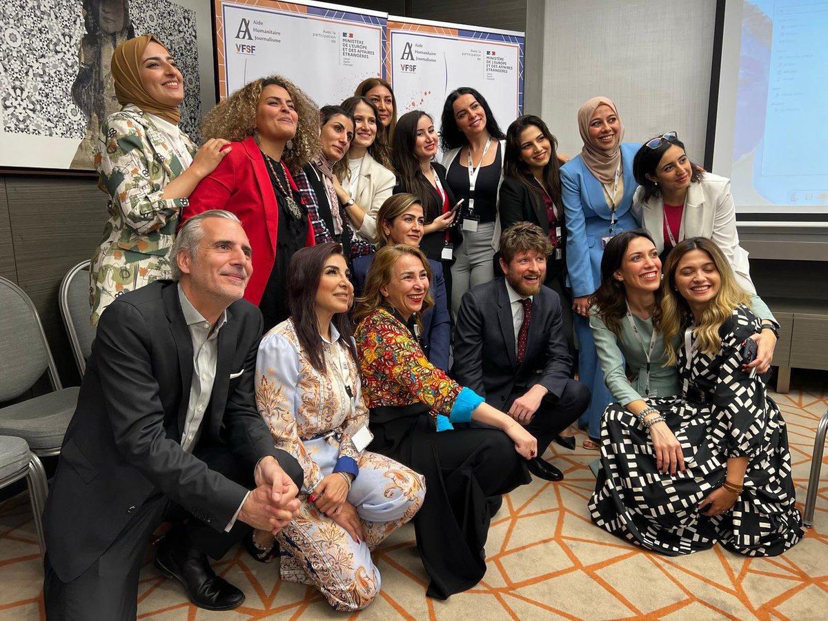 It was a great pleasure to welcome the <a href="/AHJ_org/">Aide Humanitaire & Journalisme</a> Team in the Consulate and to participate in their live podcast on empowering women journalists in the region, alongside my dear friend <a href="/O_Decottignies/">Olivier Decottignies</a>. 
#FFP
#UNSCR1325