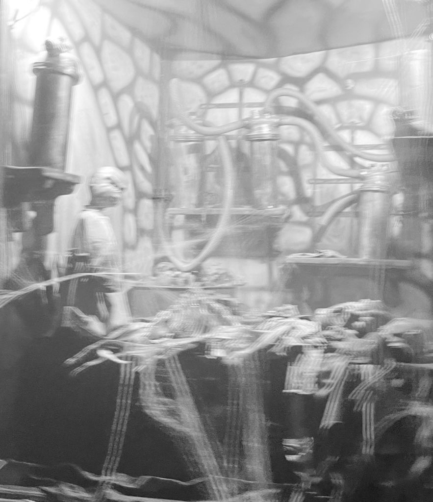 CarrouselChrono's tweet photo. #Halloween is about 👻💀☠️... ghost trains... & scary adventures... Watch out for the fog! #mackmagicmoments #stritzel #schlossspuk #daemonium #ghosttrain #thefog https://t.co/8nIWyw3deB