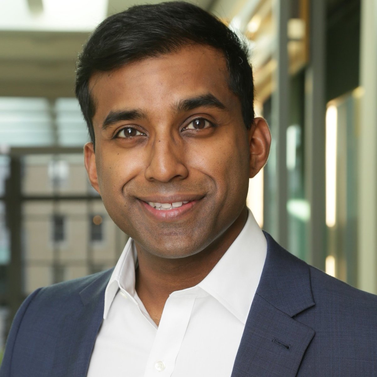 Clinical inertia may contribute to inadequate care in patients with #cardiometabolic disease. Muthiah Vaduganathan, MD, MPH, explores the merits of upfront combination medical therapy. 📅 TUE 1 NOV ⏰ 8am ET 🎙️ hosted by @rohan_khera Grand Rounds info: buff.ly/3TUkWrV