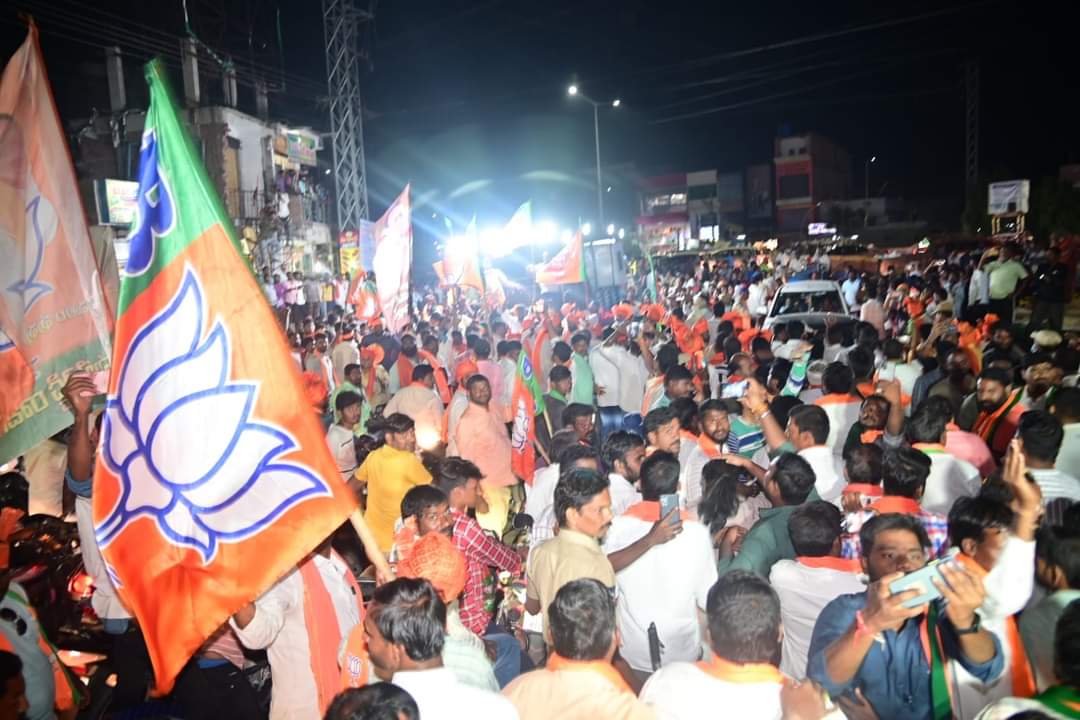 Glimpses from Bike rally to Choutuppal from Munugode as part of Bypoll campaign. Huge response is a testimony for faith in @BJP4India under leadership of Hon'ble PM Shri @narendramodi ji & an imminent win of Shri @krg_reddy garu.