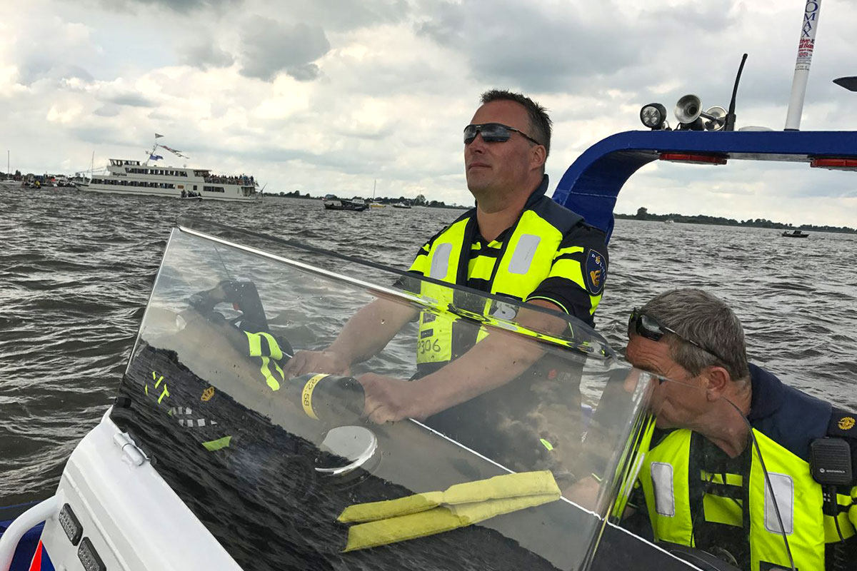H2Orecreatie's tweet photo. Vers van de pers, de nieuwsbrief van #Waterrecreatie Nederland. Het nieuws van oktober 2022 met oa #Deltaprogramma, #Schiezone,
Watersportdata: Hoeveel geld geven watersporters per dag(tocht) uit? Interview Nationale Politie en meer: https://t.co/l1rcytlLFN
@Politie https://t.co/wy1teBxg2I