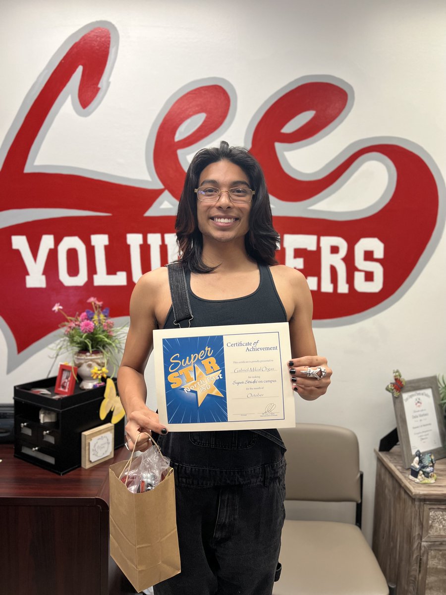 leeneisd's tweet photo. LEE HS would like to congratulate Gabriel and Jaelyn. They are our Super Star Students of the month for October. #NEISDway #LeeVols #rootedlee https://t.co/kCRgt7zcB2