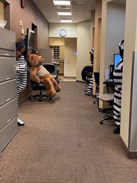 LVMPDNEAC's tweet photo. The LVMPD Northeast Area Command staff and officers want you to have a safe time going trick-or-treating!

Keep these tips in mind to have a spooktacular time! 👻

Happy Halloween! https://t.co/kJzsV1jAPm