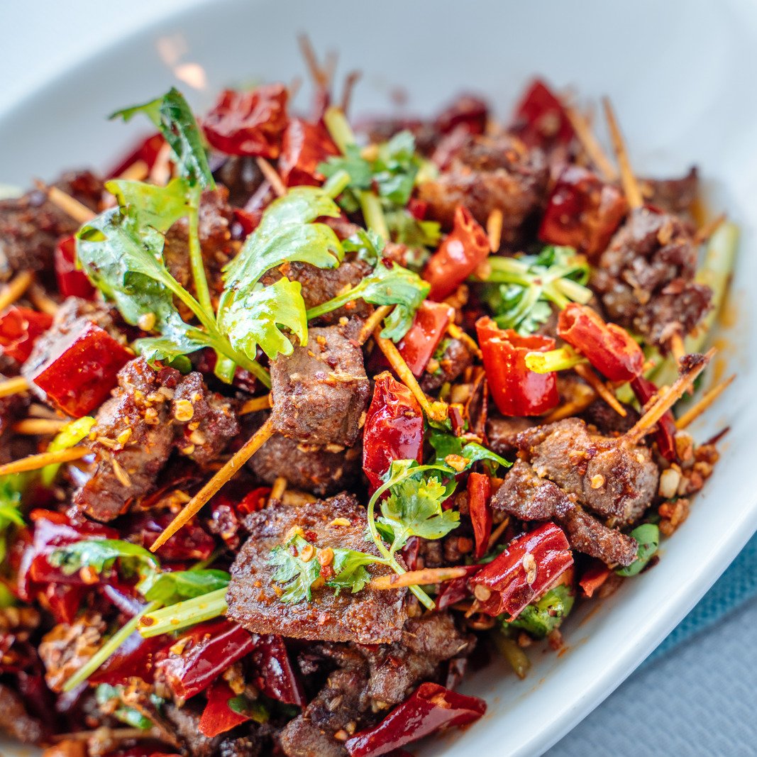 Do206's tweet image. Fire up your taste buds during SRW with Chengdu Taste’s bold Sichuan flavors — think dishes drenched in garlic, spices, and yes, numbing and spicy Sichuan peppercorn 🌶🔥

srweek.org/restaurant/che…
