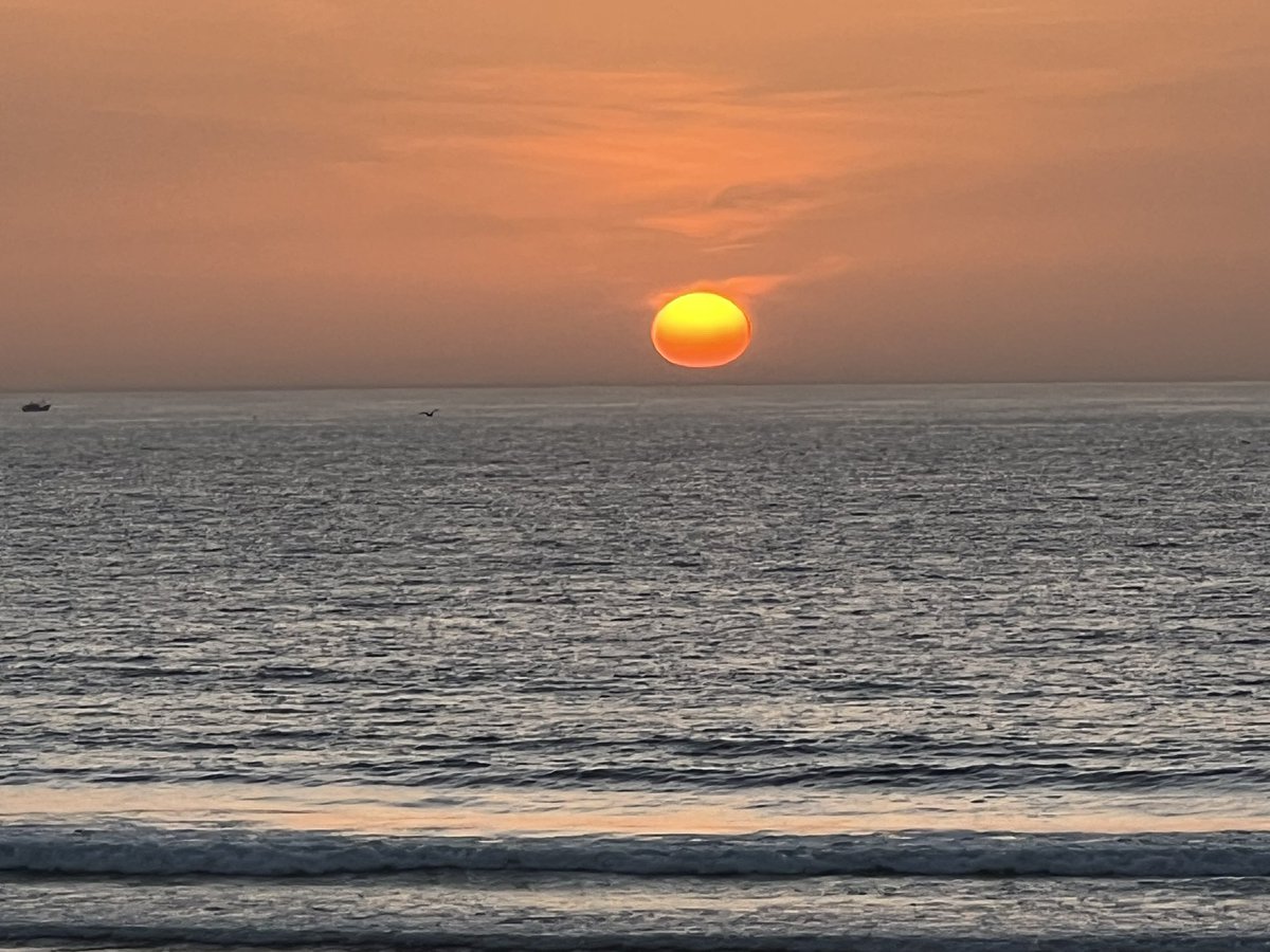 SarahBoater's tweet photo. View tonight from hotel room. Too pretty #wellbeing #holiday #agadir https://t.co/MwSlTDFJwQ