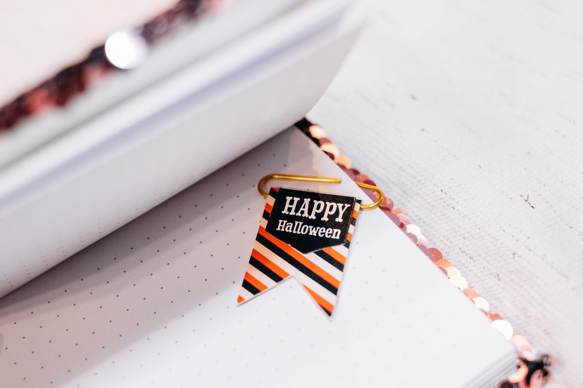 🎃👻 Happy Halloween from W.B. Mason! 🎃👻 Workplaces can get into the spirit by providing spooky Halloween activities for their employees – learn more here! #halloween #happyhalloween #spookyszn #workplace #thewbdelivery #blogpost #whobut #wbmason thewbdelivery.com/halloween-idea…