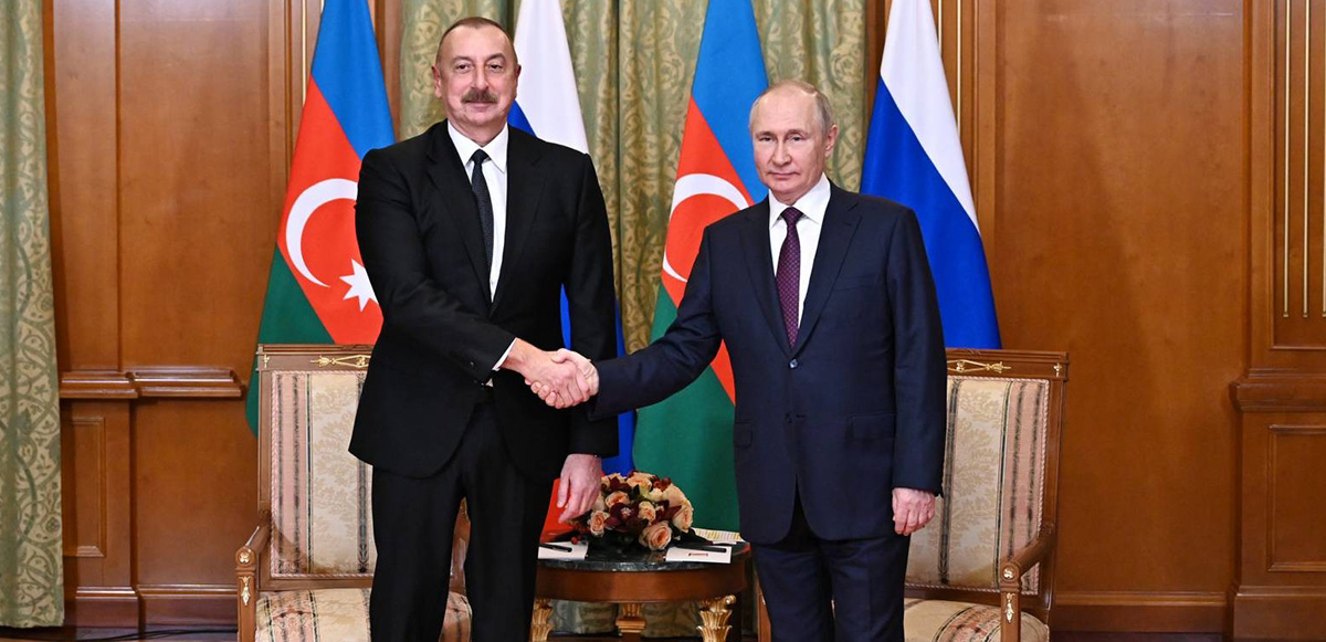 Rusya Devlet Başkanı Vladimir Putin, Azerbaycan Cumhurbaşkanı İlham Aliyev ve Ermenistan Başbakanı Nikol Paşinyan arasındaki üçlü zirve Rusya’nın Soçi kentinde başladı. tgrthaber.com.tr/dunya/aliyev-i…