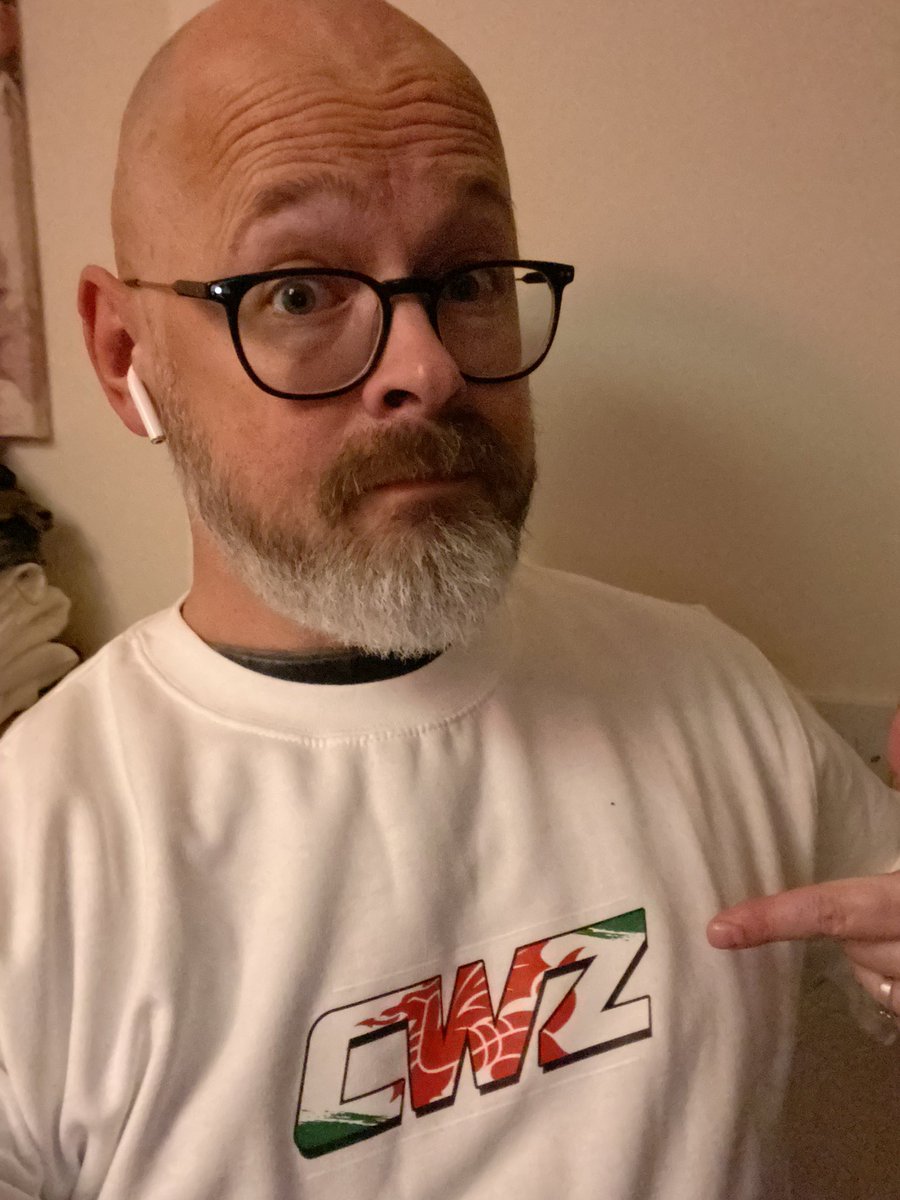 Malky_McF's tweet photo. @CWZorg @GamersApparel @_goatcustoms @PaulVitol Finally arrived today, what I will say credit where credits due, Vitol got me into the @GamersApparel Discord and the assistance from them was top notch! Communication is key especially when things are running late, I preach that all the time in my day job 💛 https://t.co/1xoJZY3WCw