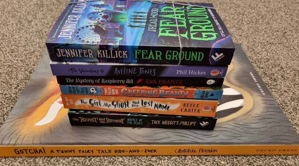 My Halloween highlights from recent reads 📚 👻🎃🧟‍♂️ #Gotcha @geckopress #FearGround #BeastAndTheBethany @FarshoreBooks #AvelineJones #TheGirlTheGhostAndTheLostName @Usborne #CreepingBeauty @WalkerBooksUK #TheMysteryOfRaspberryHill @PushkinPress Thanks for these! 🙏❤️📚