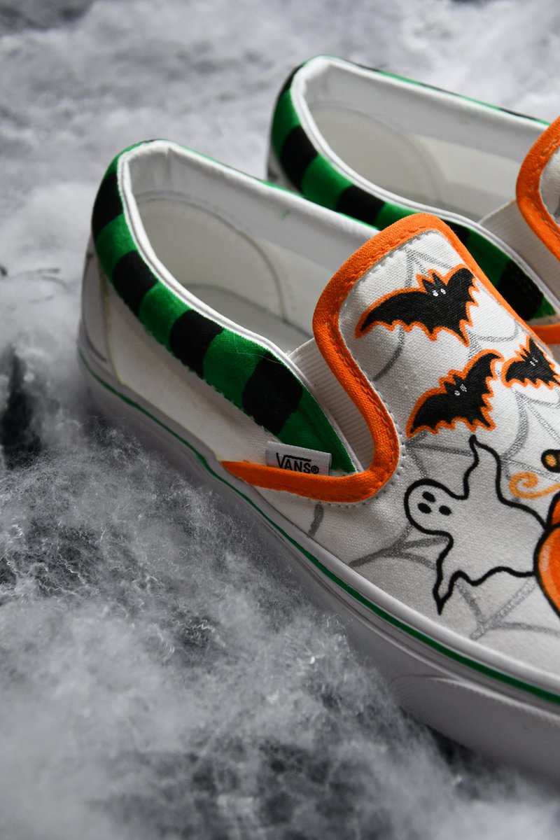 🎃 @RoseyJones is creepin' it real with these custom created Slip-Ons. See some of her process at tiktok.com/@vans 🎃