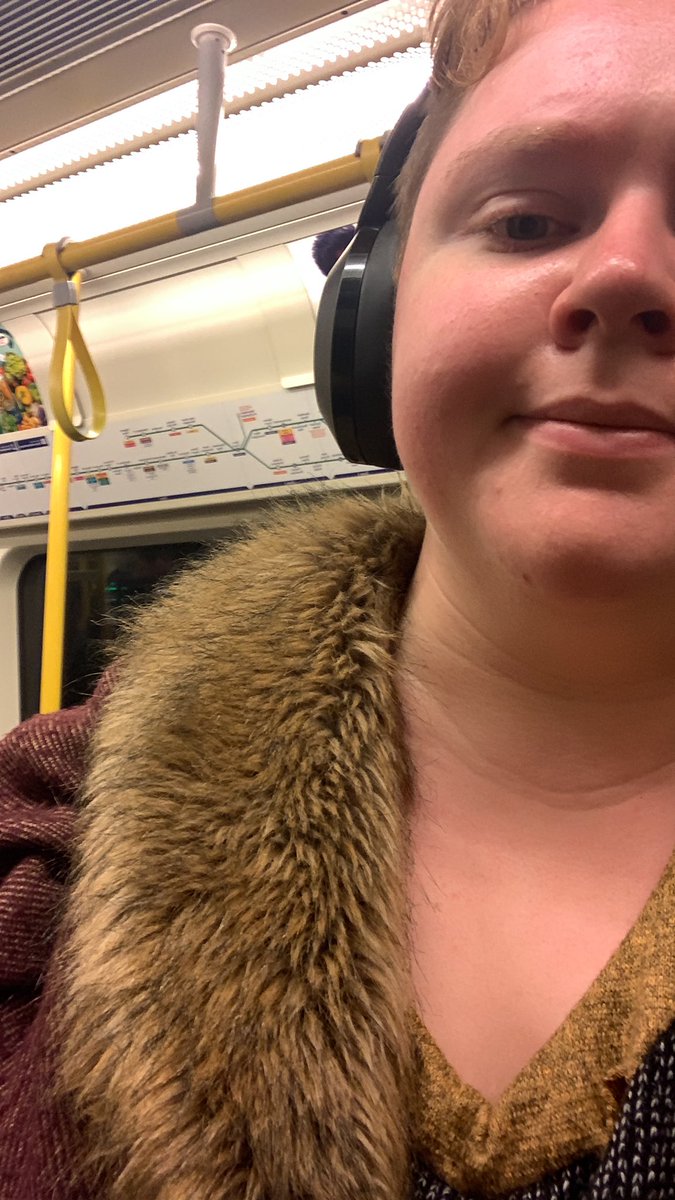 CaryMox's tweet photo. Does it count that I’m cosplaying as the White Witch in the battle sequence in Narnia if my cloak has a faux fur lining? #KMLive https://t.co/qjSOMo1xxw