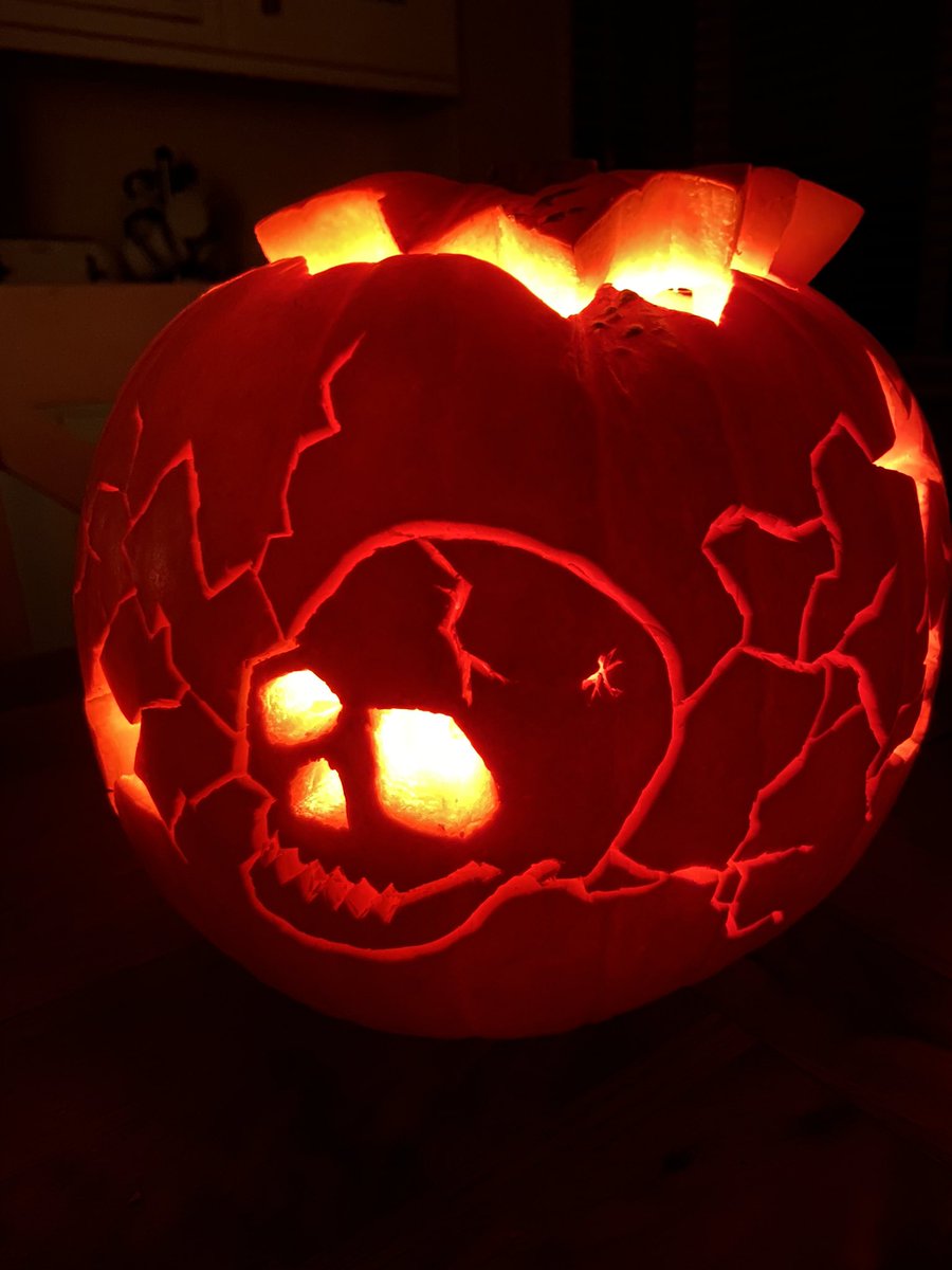 StephMades's tweet photo. Happy Halloween 2022 🎃👻🦇💀Pumpkins courtesy of the Pumpkin Queen @HLRacks
#PumpkinSeason #Pokemon #PeppaPig #DannyDog https://t.co/8Hd4xi0ALT