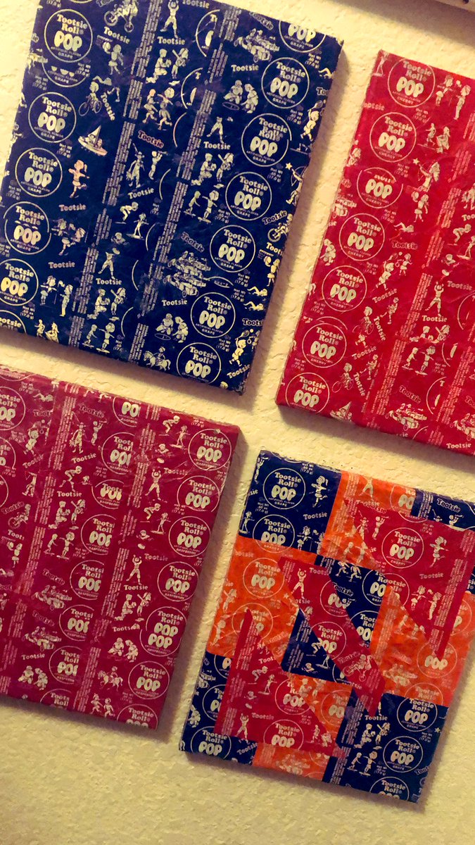 ArthxrJacksxn's tweet photo. “How Many Licks” series seems fitting to throw out today 😂 #HappyHalloween https://t.co/MO3nnecxqI