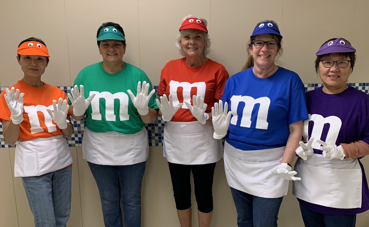 CafeteriaFall's tweet image. A fun Halloween Day at Fall Creek Elementary today! The kids were really excited to see us as M&amp;amp;M’s! They also enjoyed their free cookie as part of their meal deal 💙❤️💜🧡💚 @CafeteriaFall @hsefoodservices @FCEhse
