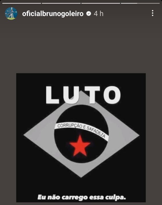 O assassino brutal Goleiro Bruno publicou recentemente em seu Instagram seu “luto pelo Brasil” após vitória de Lula contra Bolsonaro.

De luto, quem está, é o filho de 12 anos da Eliza Samudio, que nunca irá ver sua mãe de novo. #Eleicoes2022