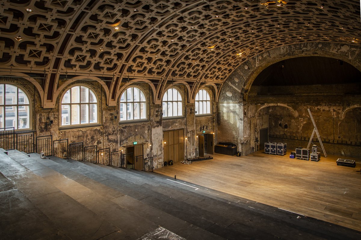 steeldeck's tweet photo. An unbelievably beautiful backdrop @battersea_arts, one of our favourite London venues! We built this 14-tiered structure for #BatterseaArtsCentre to add their own seats to, from 1ft up to 14ft high. Great to get a bit closer to the incredible refurbished ceiling!
#steeldeck https://t.co/7ydznM1Svp