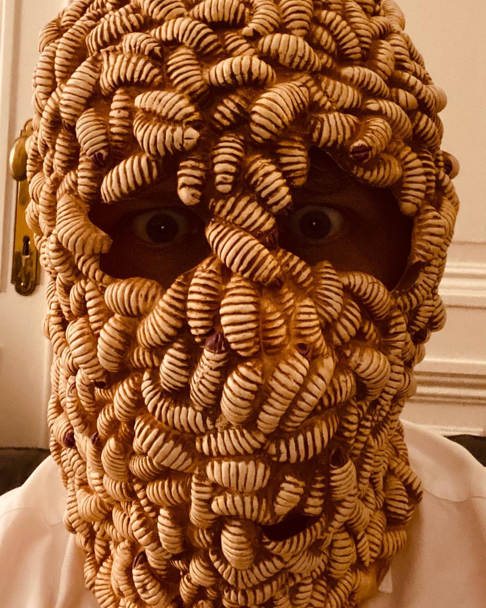 That wonderful time of the year again… 👻😱🫣 #halloween <a href="/distrBorgerhout/">district borgerhout</a>