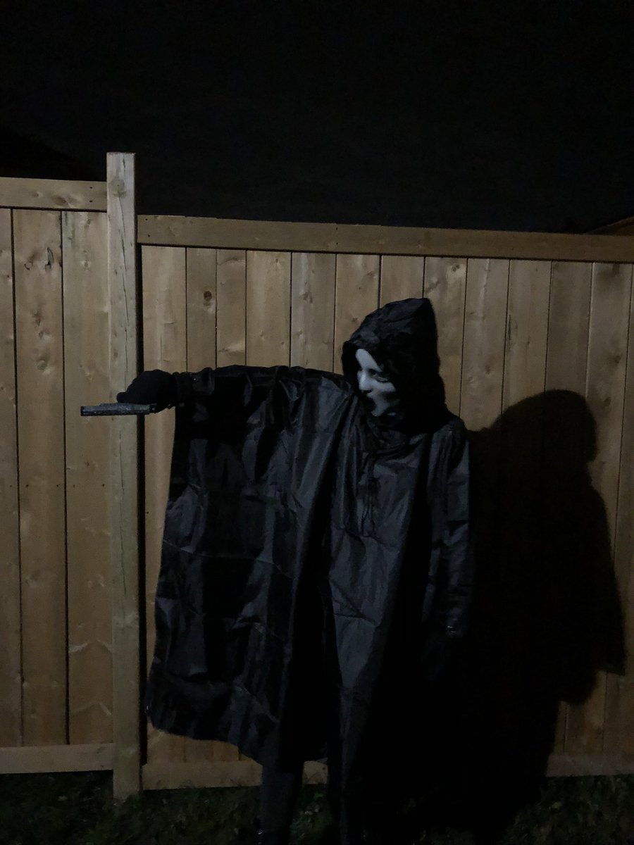 taliaraeken17's tweet photo. My Brandon James costume🔪🔪 #mtvscream #Halloween #brandonjames #ghostface #kieranwilcox #pipershaw https://t.co/IFbykjlMNh
