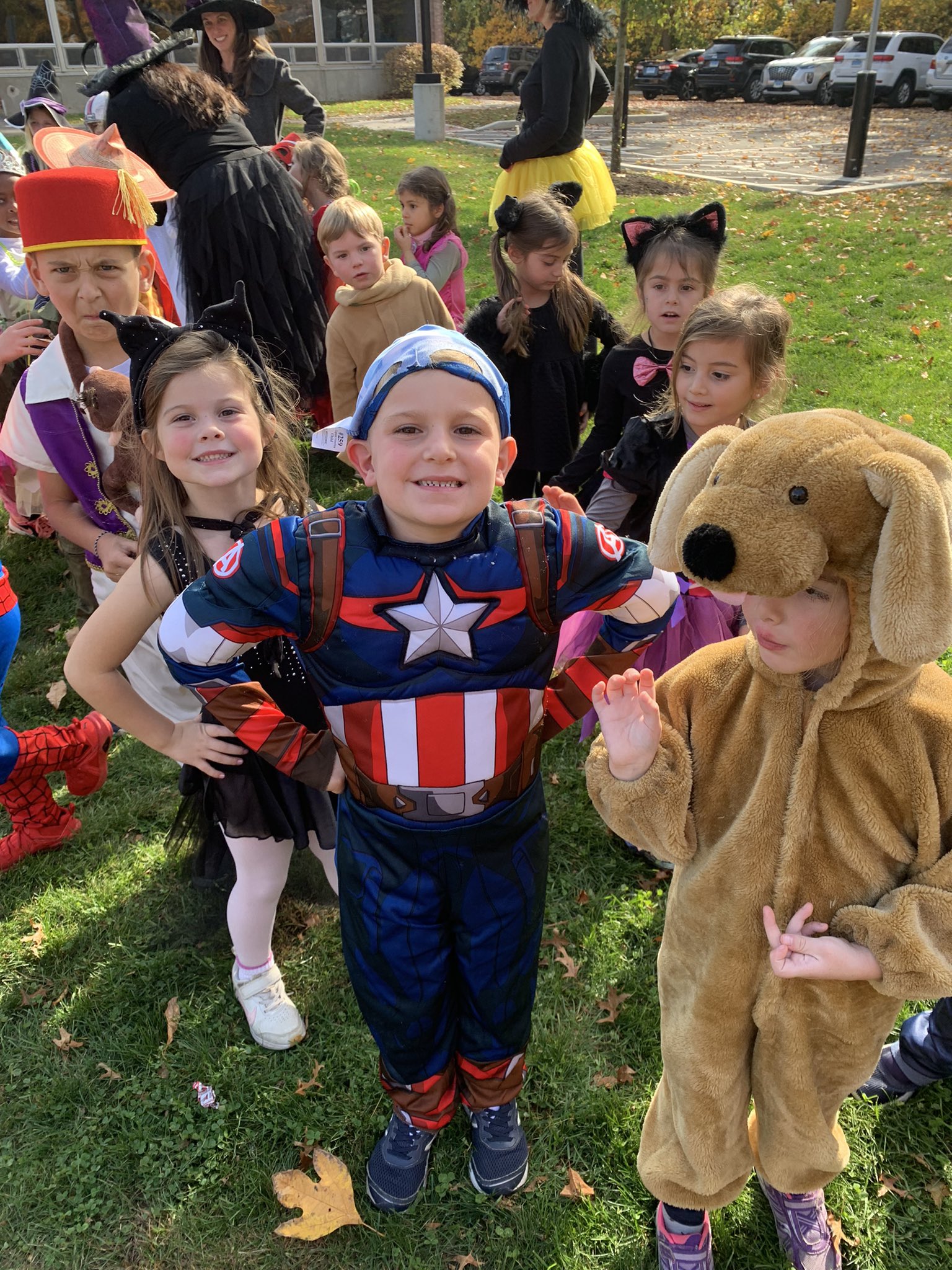 Mrs. Farrell on Twitter "Halloween Parade! https//t.co/9seXHCAjEq