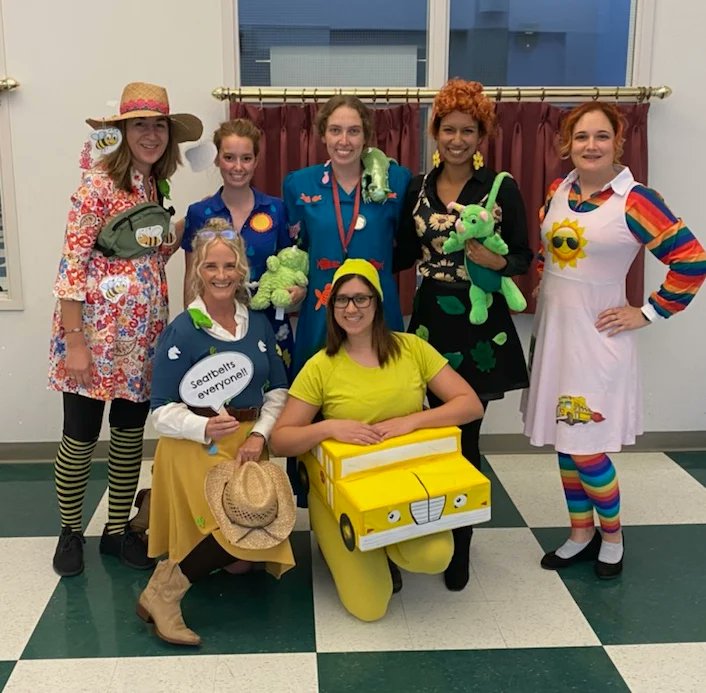 Are all schools like this? If not, they are missing out! <a href="/louisearbourfi/">Louise Arbour FI</a> knows how to do Halloween 🎃👻