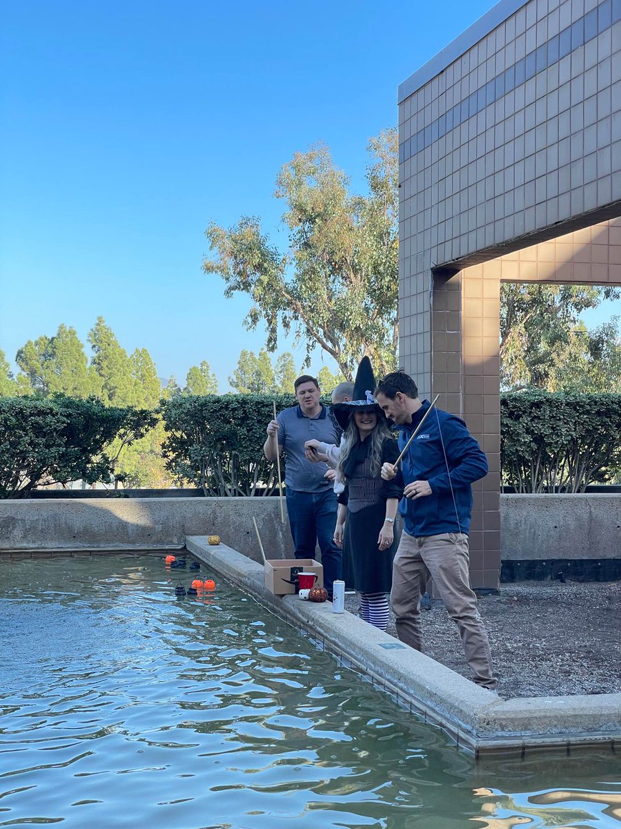 “It’s Halloween, everyone’s entitled to a good scare!” 

BWE’s second annual Haunted Halloween Carnival was a spooky success! Special appearances by Maverick, the Clark Kents, St Pauli Girl, the Cat in the Hat, and of course, classic Yellow Mustard.

#happyhalloween #BWE