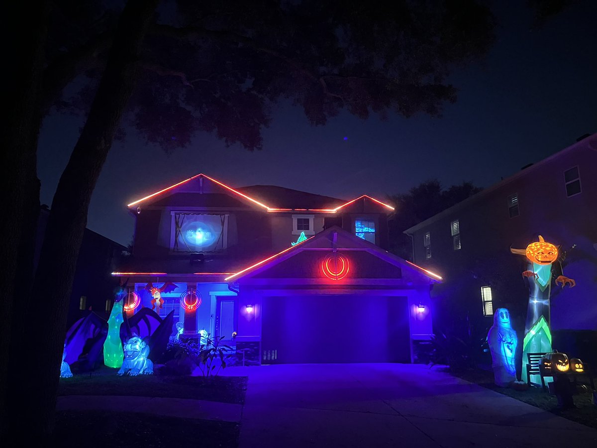 The Hook Up tweet media