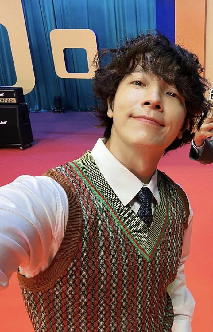 donghae pics tweet media