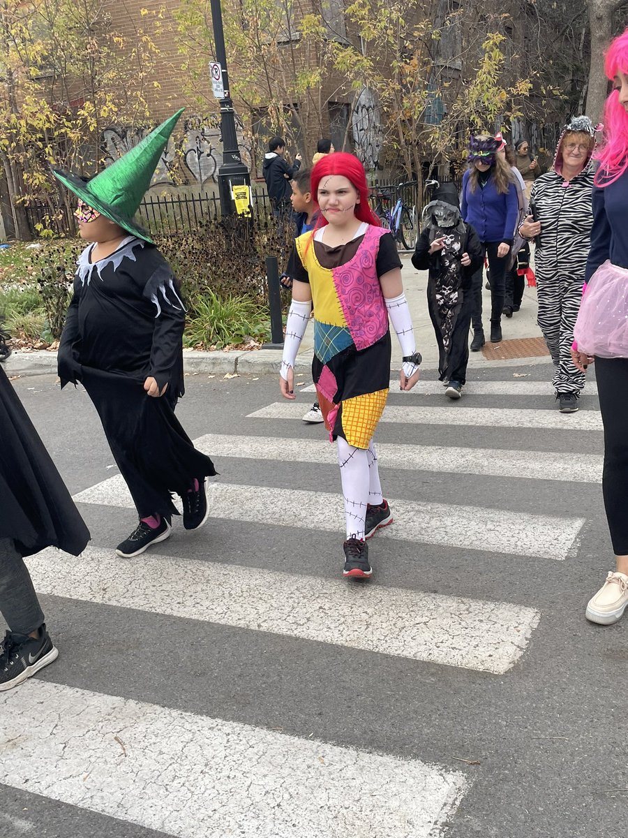StGabriel_EMSB's tweet photo. #happyhalloween2022 ha ha ha boooooi https://t.co/UZS6M2olsL