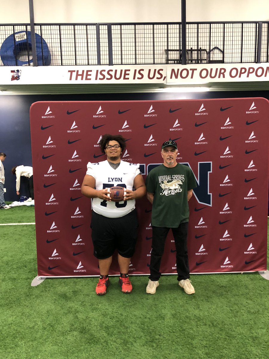 Keithan Smith (@keithanrs76) on Twitter photo After a great talk with <a href="/coachdcarr1/">coachdcarr</a>, I am blessed to receive an offer from Lyon College 🙏🏽‼️ <a href="/LyonHBC/">Chris Douglas 🏈</a> <a href="/_Lyon_Football/">Lyon Scots Football</a> <a href="/JasonHathcock1/">Jason Hathcock</a> #LyonWay #FastAndFurious After a great talk with <a href="/coachdcarr1/">coachdcarr</a>, I am blessed to receive an offer from Lyon College 🙏🏽‼️ <a href="/LyonHBC/">Chris Douglas 🏈</a> <a href="/_Lyon_Football/">Lyon Scots Football</a> <a href="/JasonHathcock1/">Jason Hathcock</a> #LyonWay #FastAndFurious
