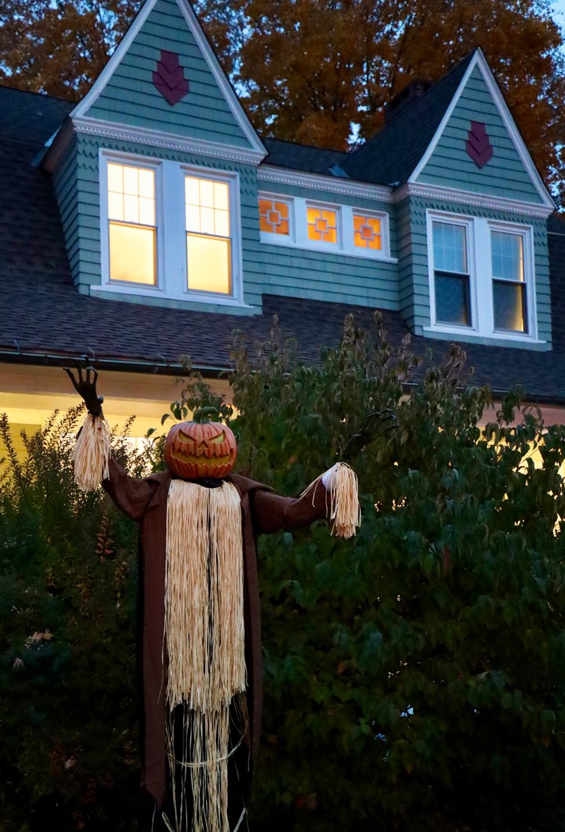 Halloween 🎃in Newtown, CT  👻