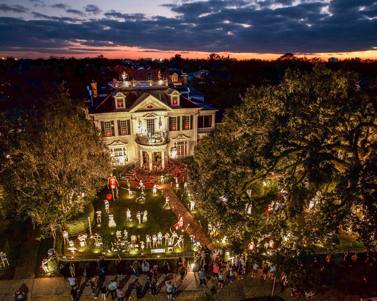 That house with all the skeletons, St Charles at State, New Orleans