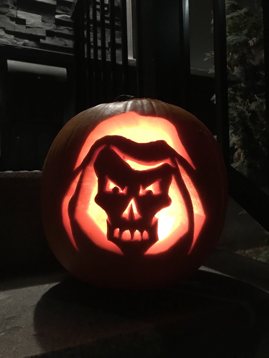 gustavson64's tweet photo. It’s Dr. Graves! Happy Halloween everyone 🎃 👻 https://t.co/qaBZeDpb2v