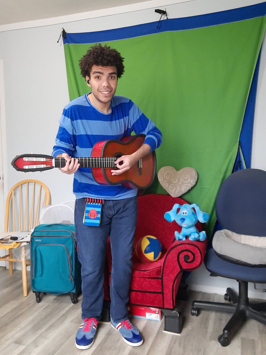 NyvanL's tweet photo. Happy Halloween 2022 
 🎃 👻  #BluesClues #bluescluesandyou https://t.co/JePFXwKwlV