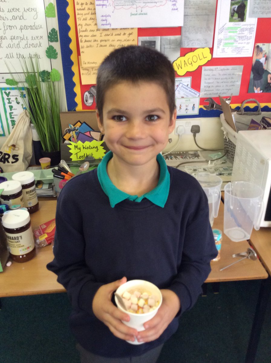 OakClassStBarts's tweet photo. @OakClassStBarts enjoyed making their own hot chocolate creations at the end of Autumn Term 1 which linked to our study of Ancient Maya and DT 😋🍫☕️ https://t.co/80fIEFHNmT
