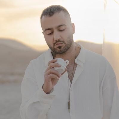 HassanRonaghi's tweet image. برادران عزیزم بدانید تا لحظه آزادیتان ساکت نخواهیم نشست

توماج و حسین را آزاد کنید
#توماج_صالحی 
#حسین_رونقی