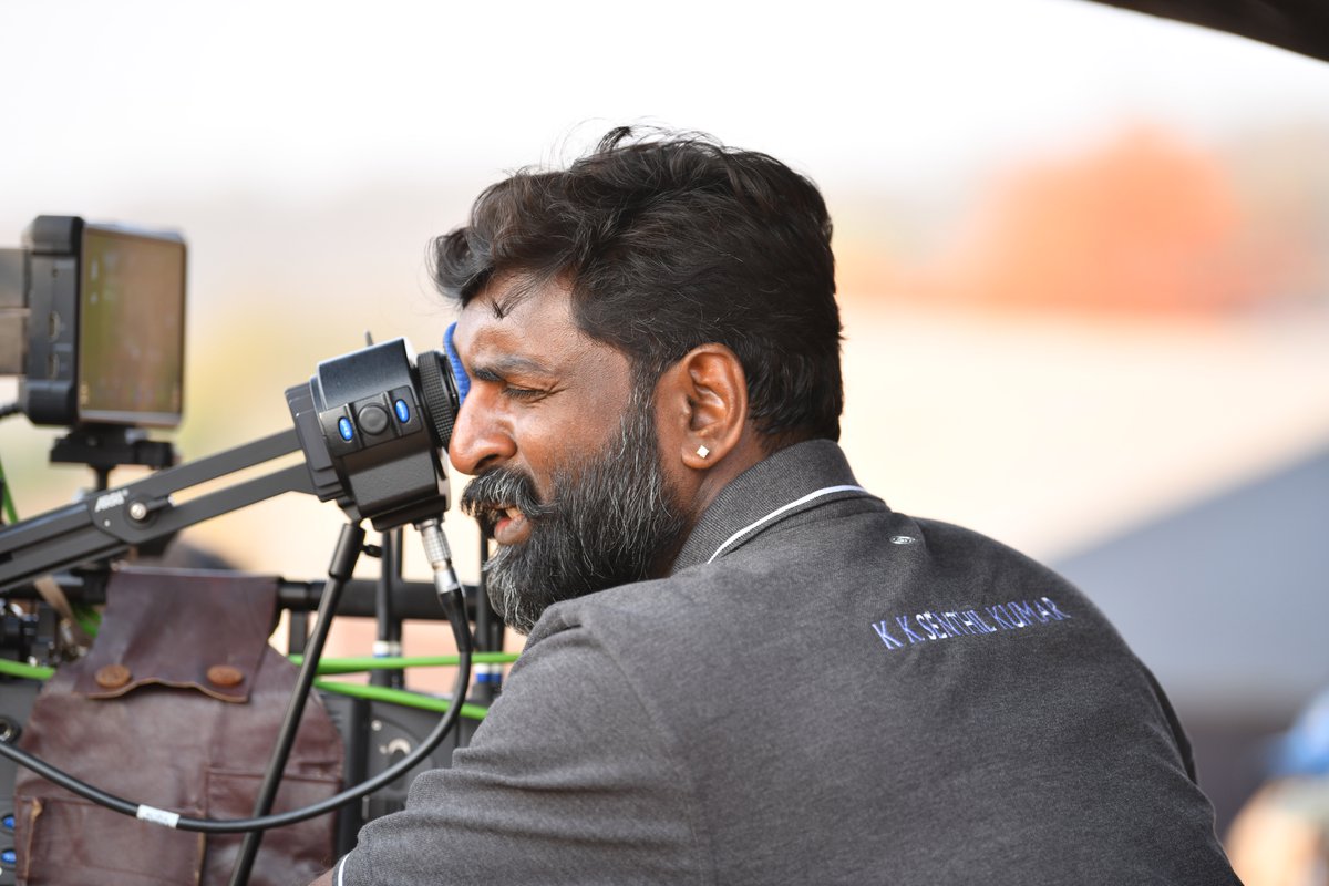 AmericanCine's tweet photo. Cinematographer @DOPSenthilKumar, ISC details the filming of India’s ultimate (fictionalized) historical fairy tale — @RRRMovie — about real-life revolutionaries Komaram Bheem and Alluri Sitarama Raju: https://t.co/E8sO07PwZj https://t.co/Ze0CLpsShr