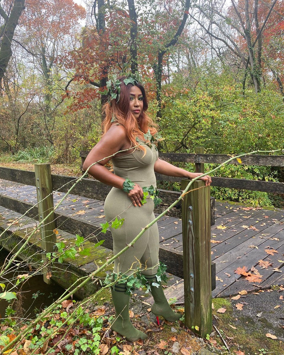 theccaht's tweet photo. Ok so maybeeeee we’re a little obsessed with Halloween 🎃 👻😁. Who had the best costume this year? Like and comment! https://t.co/lAPxKslcxL
