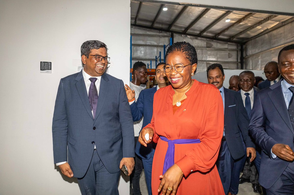 DogbeVictoire's tweet photo. Je salue la vision du PR @FEGnassingbe . En partenariat avec le secteur privé, la transformation économique de notre pays passe par le développement des secteurs porteurs. Ce sont de belles opportunités à saisir par les jeunes pour leur insertion professionnelle. https://t.co/UpJwYXnk1e