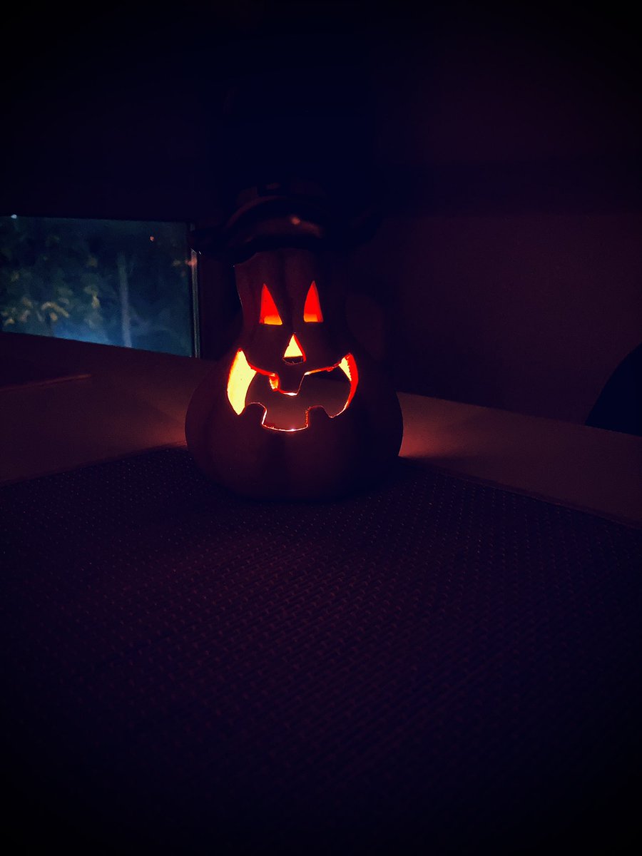 avenger_andy's tweet photo. Happy Halloween!! 🎃 #Halloween https://t.co/iY82nUnHQb